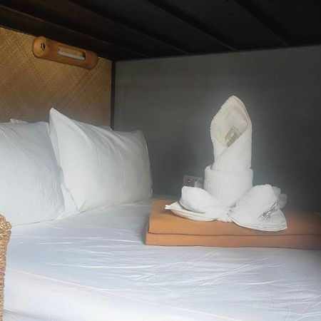 Bambam Hostel Корон Екстер'єр фото
